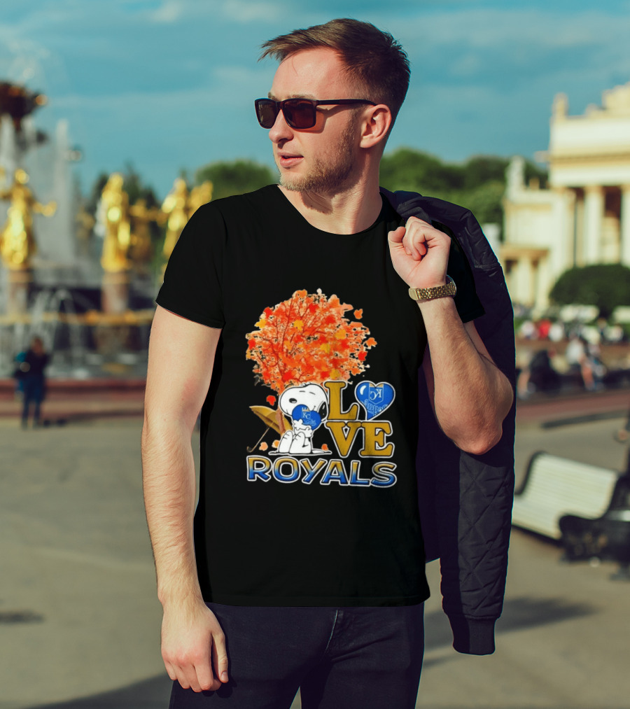KC Royals Love Snoopy Hug Heart Peanuts Baseball Fall Tree T-Shirt