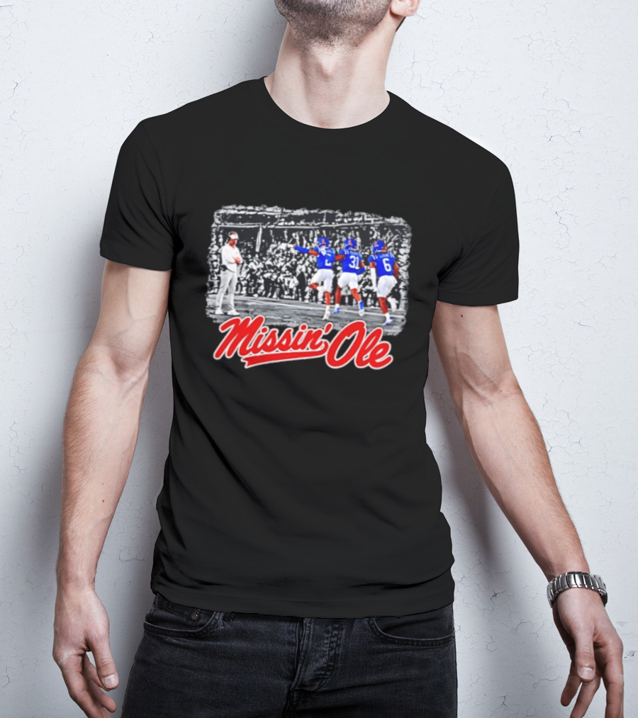 Missin' Ole Mississippi Football Scene With Players And Coach T-Shirt
