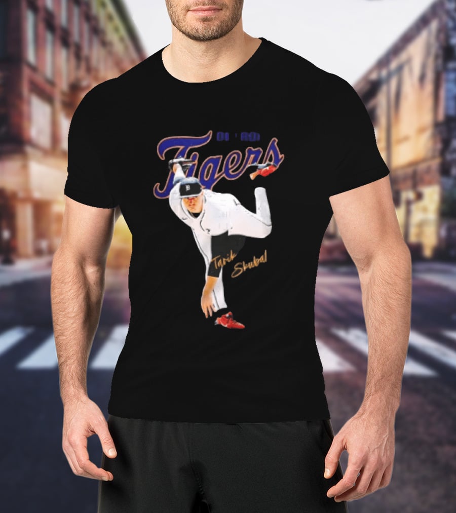 Detroit Tigers Tarik Skubal Pitcher Throwing Baseball Tigers T-Shirt