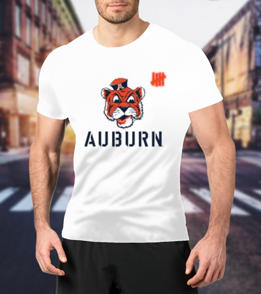 Undefeated Auburn Tiger Emblem With Retro Cap T-Shirt