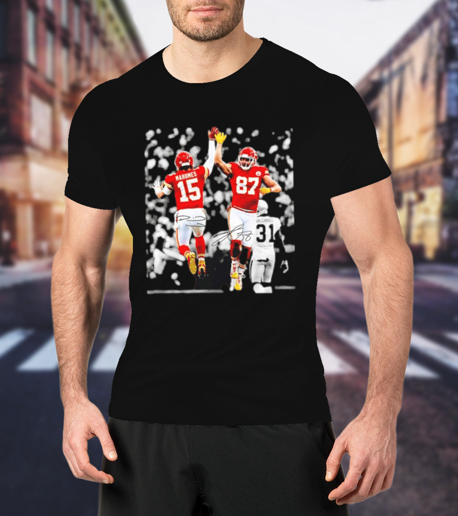 Travis Kelce Patrick Mahomes Kansas City Chiefs Autographed Celebration 15 87 T-Shirt