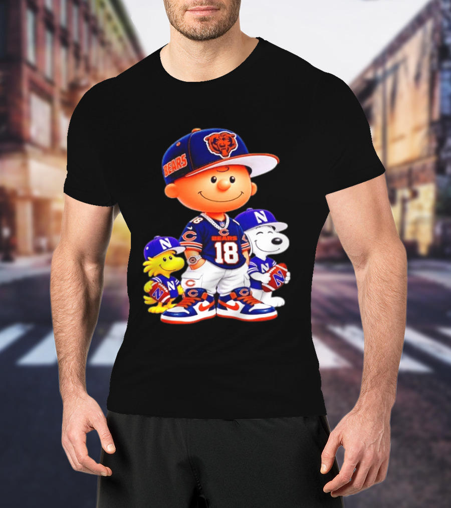 Charlie Brown And Snoopy Chicago Bears 18 With Woodstock In Football Gear T-Shirt