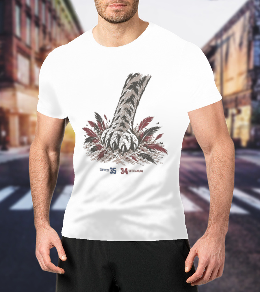 Kentucky Wildcats 35 34 South Carolina Gamecocks Claw And Feathers T-Shirt