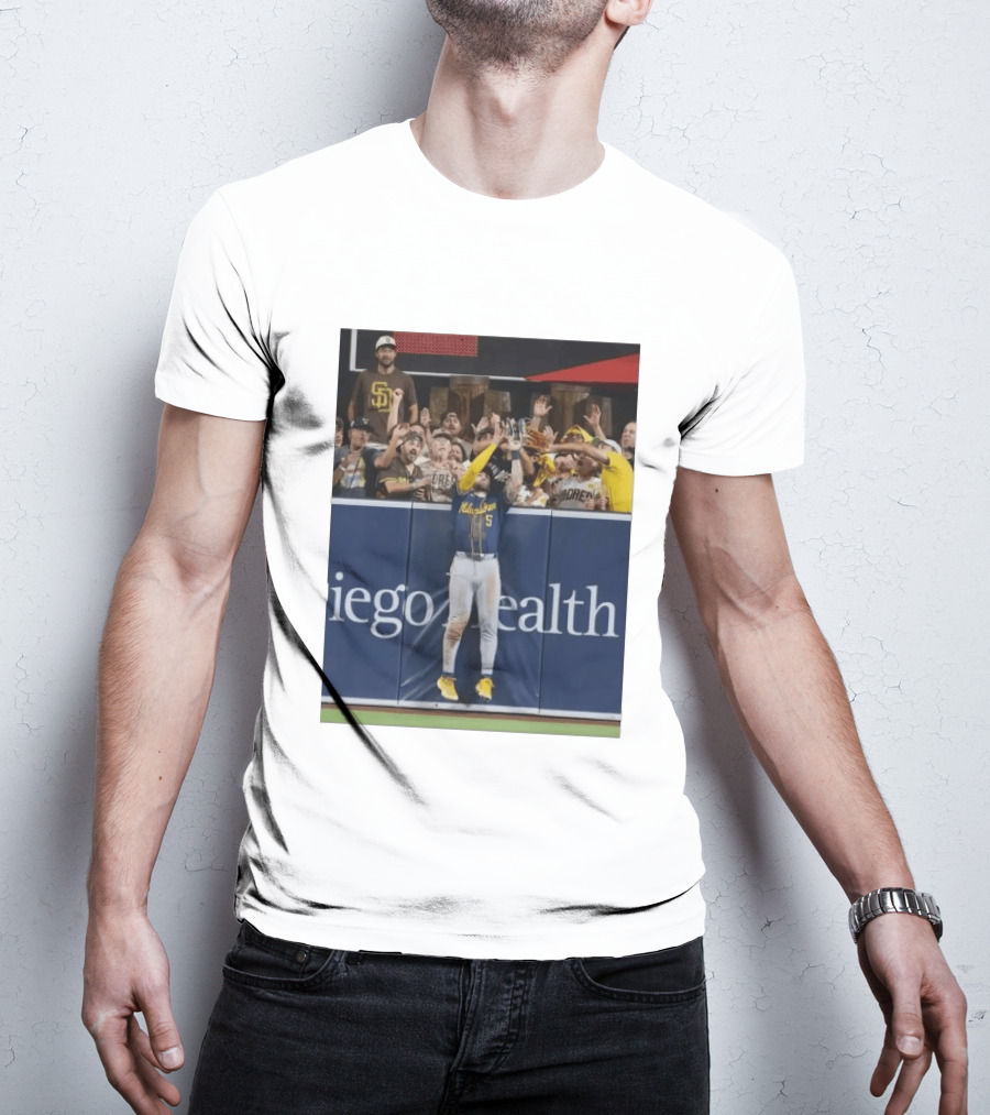 Milwaukee Brewers Garrett Mitchell Incredible Game Saving Catch Padres Fans T-Shirt