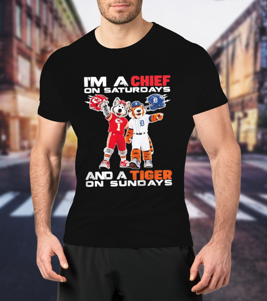I'm A Chief On Saturdays And A Tiger On Sundays Sports Mascot Helmets T-Shirt