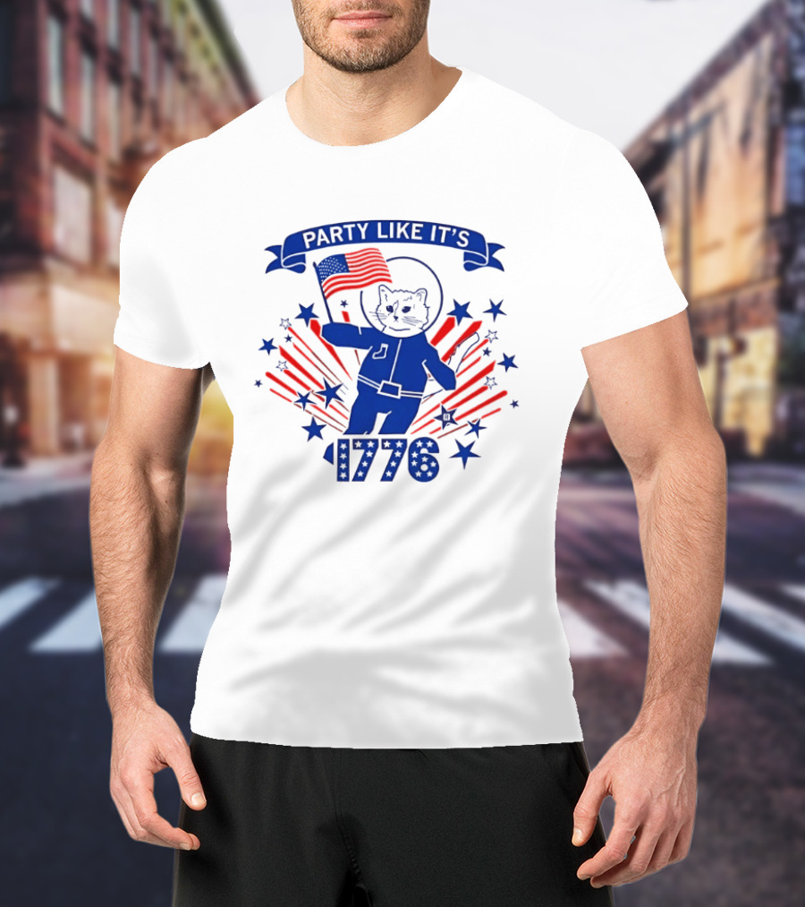 Party Like It's 1776 Cat Astronaut With Flag And Stars T-Shirt