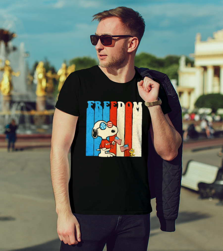 Freedom Snoopy Woodstock Peanuts USA 250th Anniversary Patriotic Celebration T-Shirt