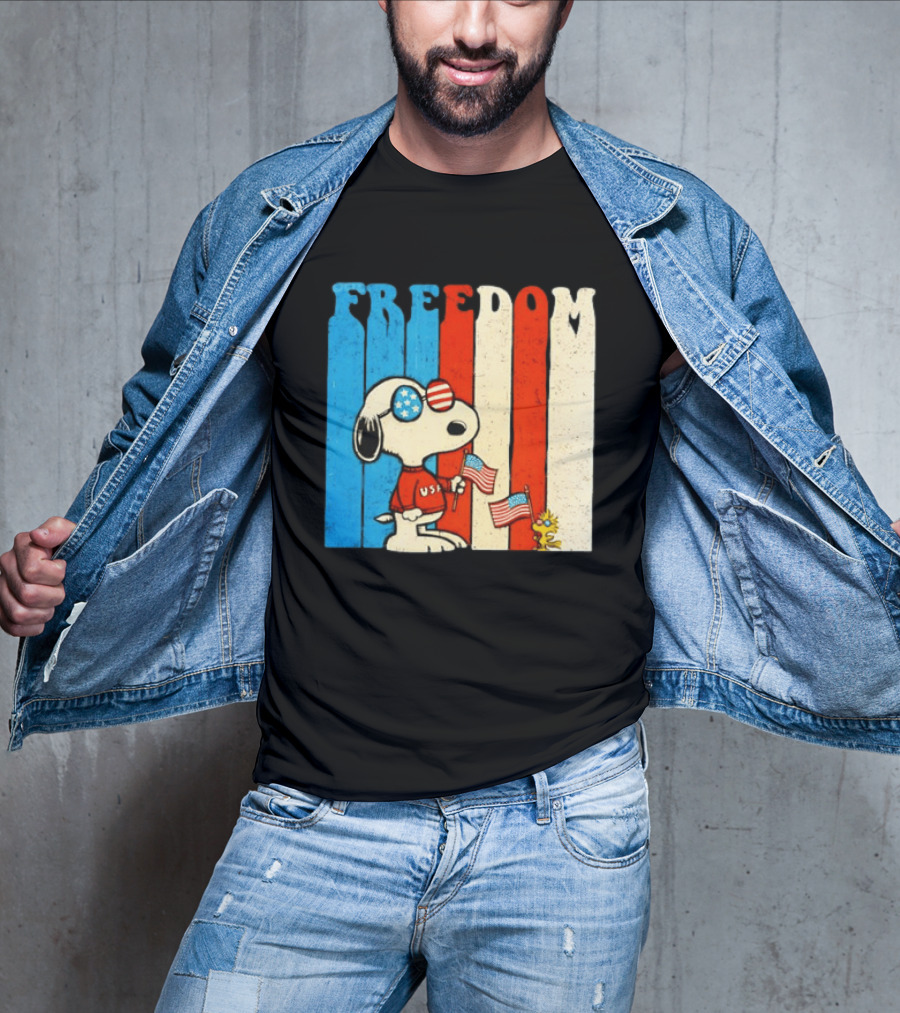 Freedom Snoopy Woodstock Peanuts USA 250th Anniversary Patriotic Celebration T-Shirt