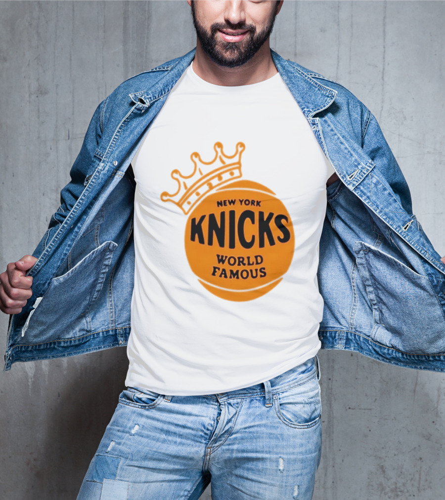 New York Knicks NBA Basketball World Famous Crown T-Shirt