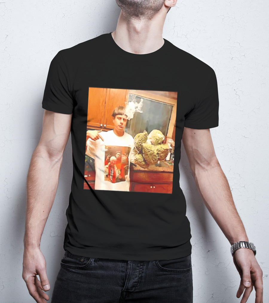 Oliver Tree Cannabis Oversized Buds And With Smoking Image T-Shirt