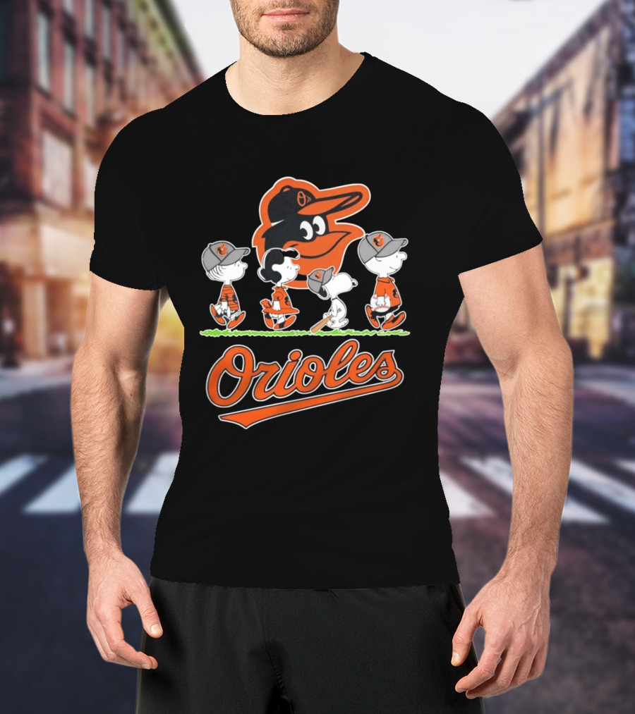 Peanuts Gang With Baseball Orioles T-Shirt