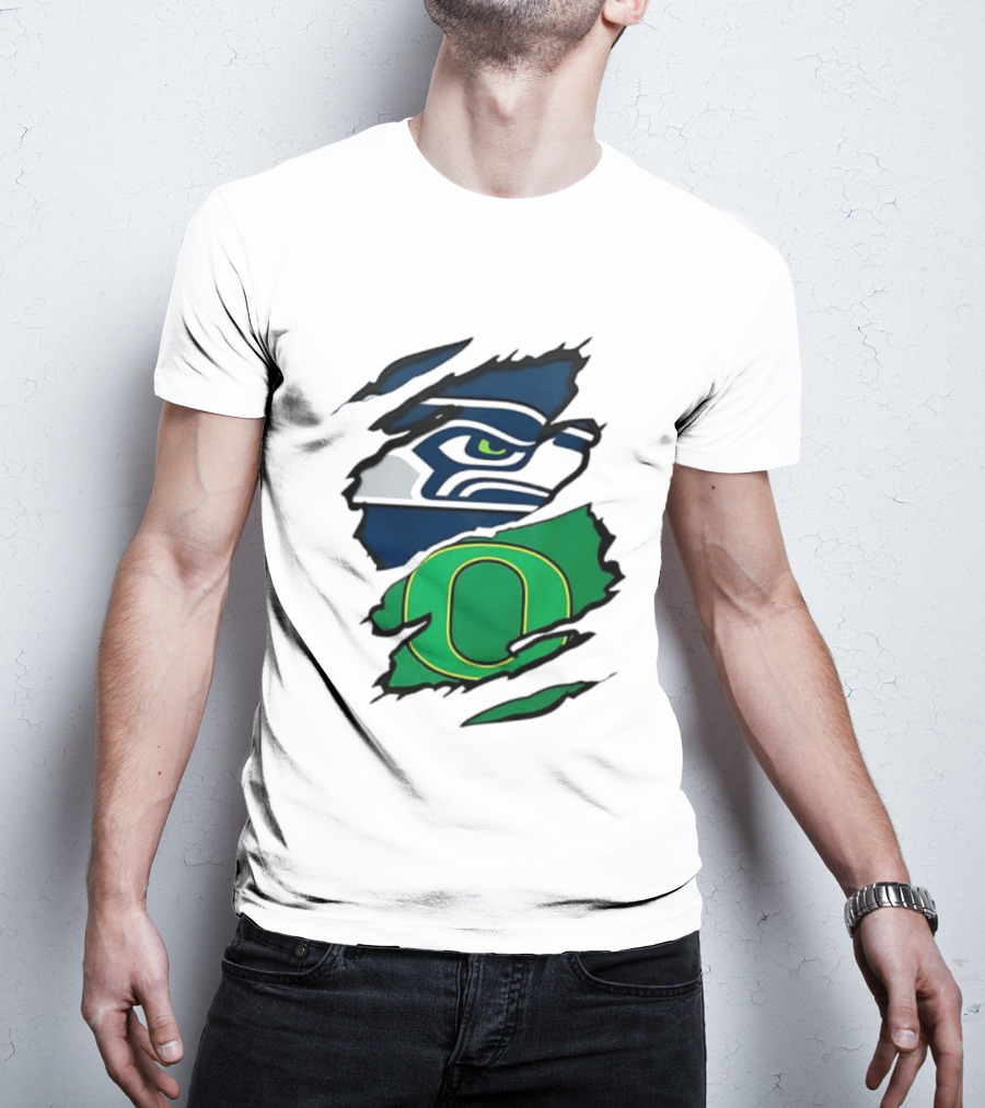 Seattle Seahawks Oregon Ducks Ripped Skin Effect NFL College Team Spirit T-Shirt