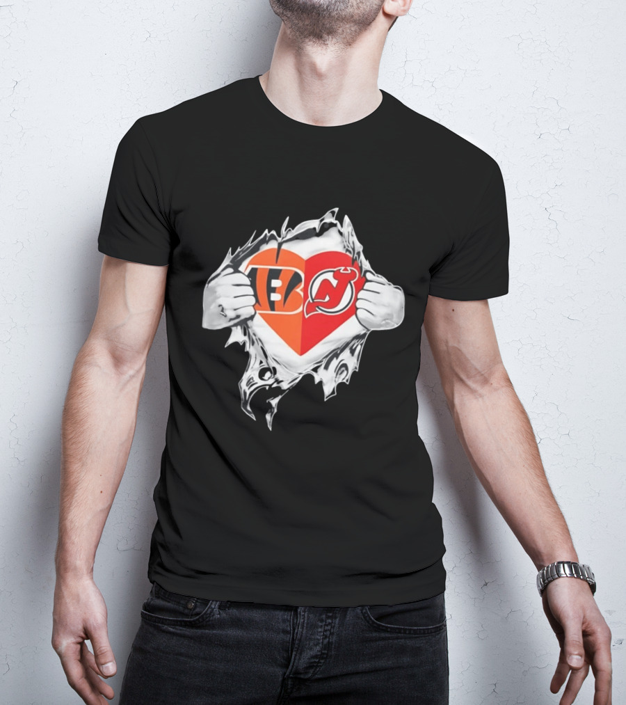 Bengals Devils Tattered Heart Shape Fan T-Shirt