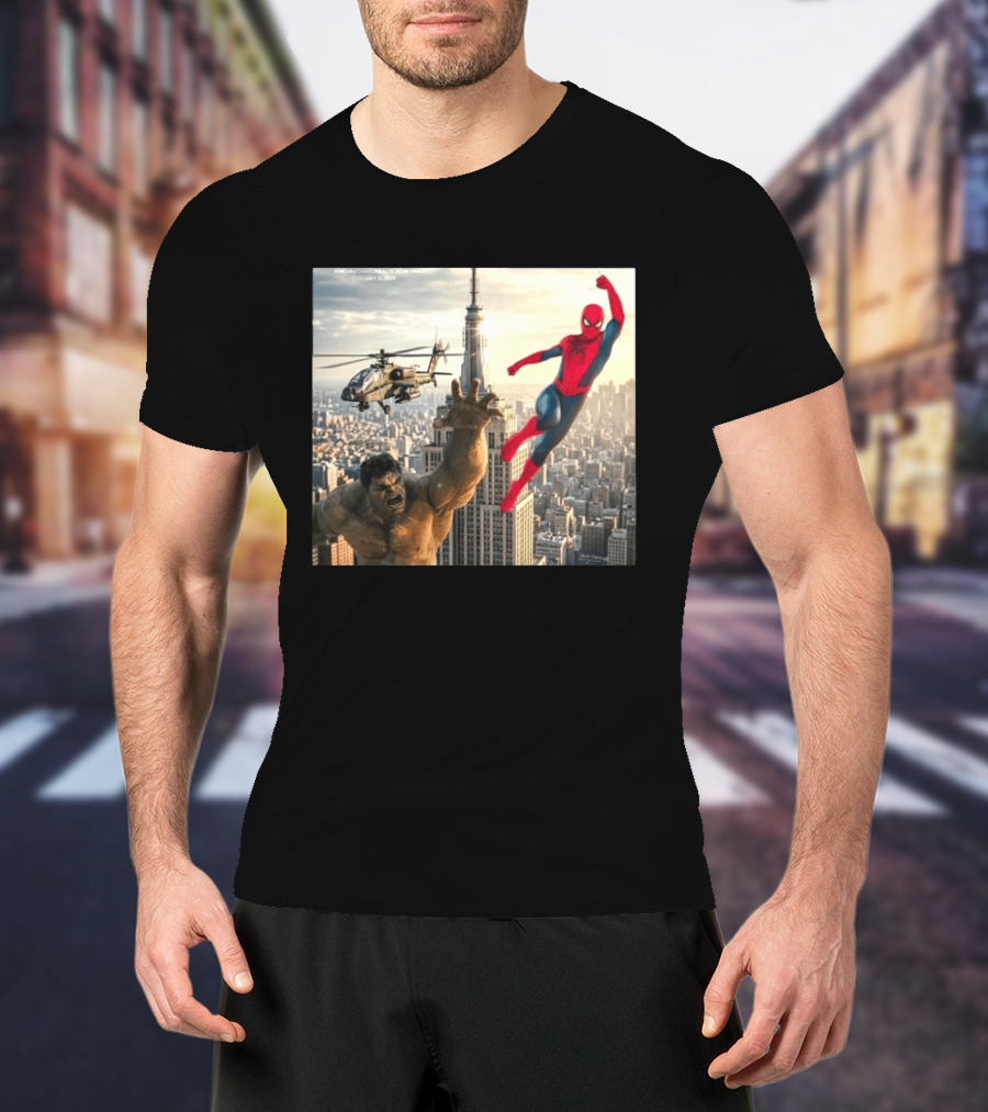 Brand New Day Spider Man And Hulk In Epic New York Battle Scene T-Shirt