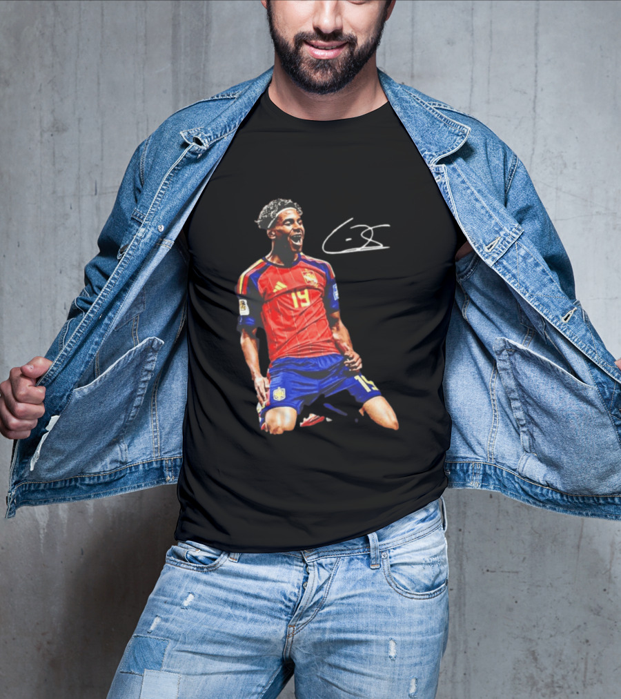 19 Lamine Yamal Spain National Football Team Soccer Jersey Celebration T-Shirt