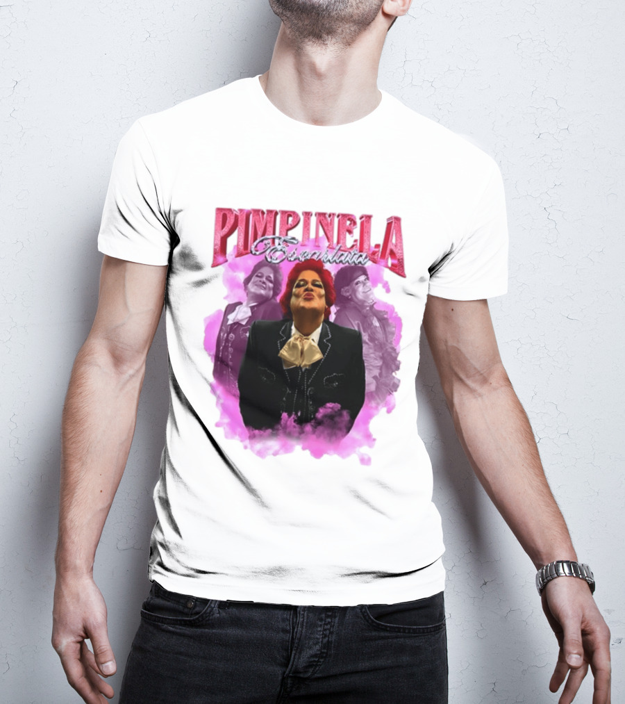 Pimpinela Escarlata Kissing Pose With Pink Smoke Backdrop T-Shirt