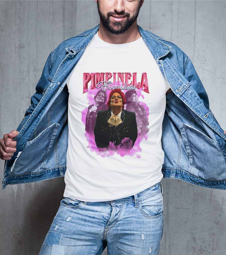 Pimpinela Escarlata Kissing Pose With Pink Smoke Backdrop T-Shirt