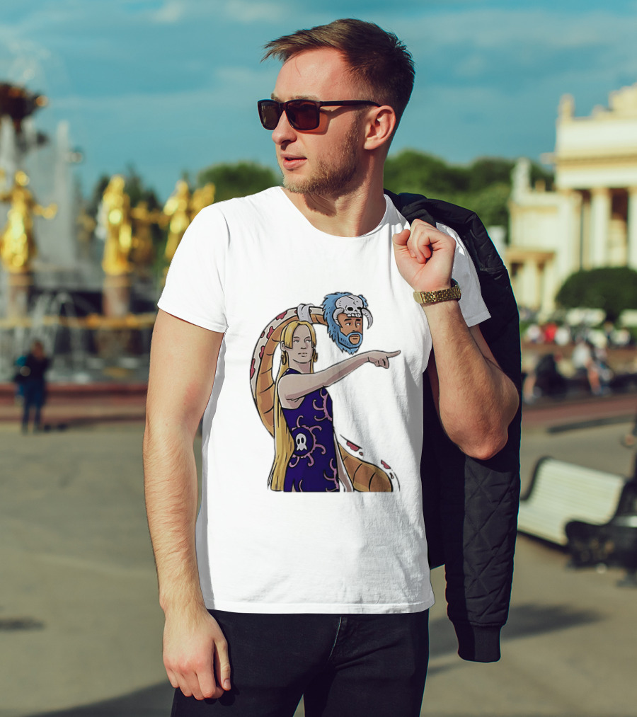 Sophie Cunningham Collaboration Boa Hancock Crossover Pointing Scene T-Shirt