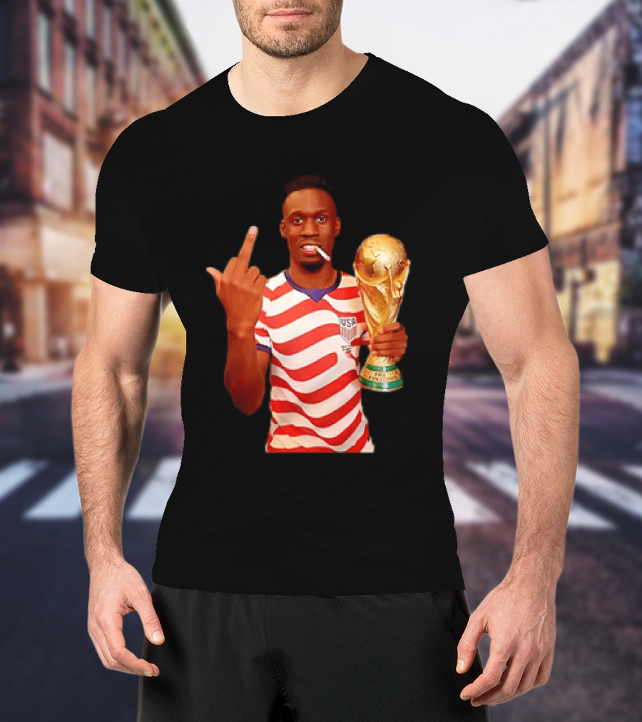 Folarin Balogun USA National Team Smoking Middle Finger World Cup Trophy T-Shirt
