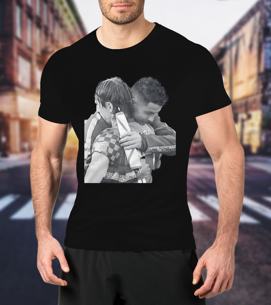 Luka Modric Cristiano Ronaldo Embrace Football Respect UEFA Nations League Croatia Portugal T-Shirt