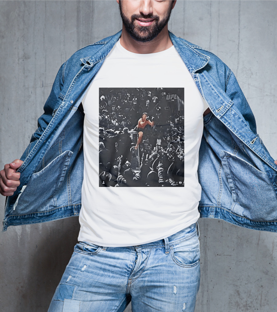 Diego Lopes UFC Middle Finger Crowd Moment T-Shirt