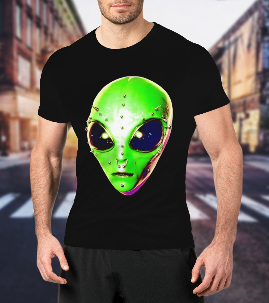 Believe Alien Pierced Face Extraterrestrial Iconic Green Martian Head T-Shirt