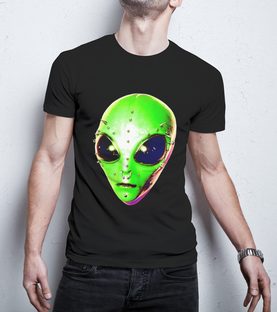 Believe Alien Pierced Face Extraterrestrial Iconic Green Martian Head T-Shirt