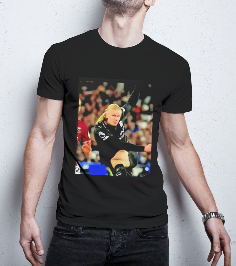Erling Haaland Manchester City Football Player In Action T-Shirt