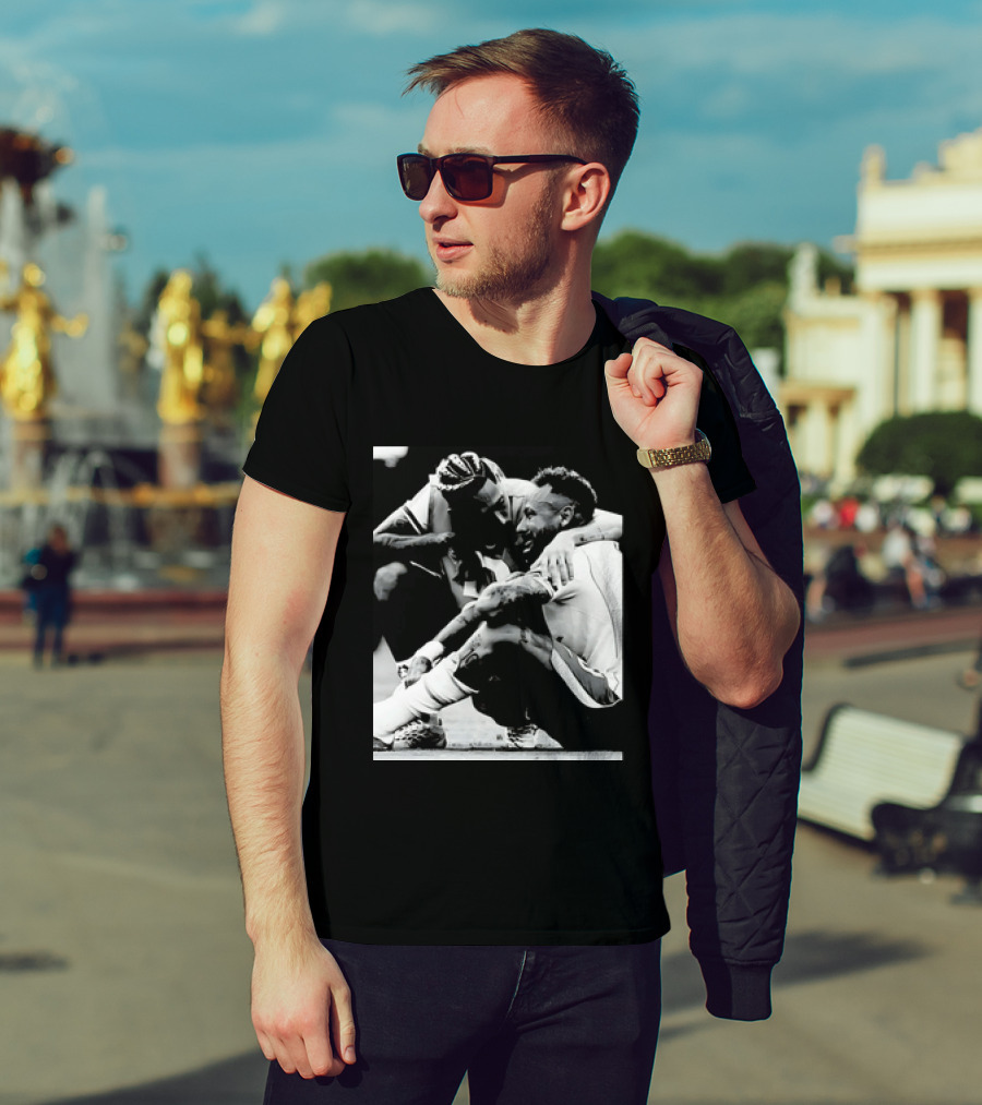 Neymar Jr And Raphinha Emotional Moment Brazil National Football Team T-Shirt