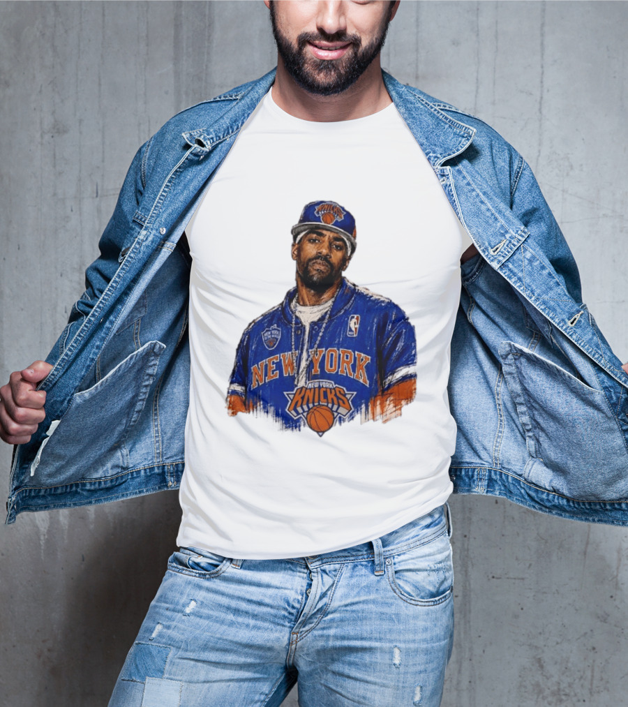 Kyrie Irving New York Knicks New Yorks Finest To The World Manhattan Knicks T-Shirt