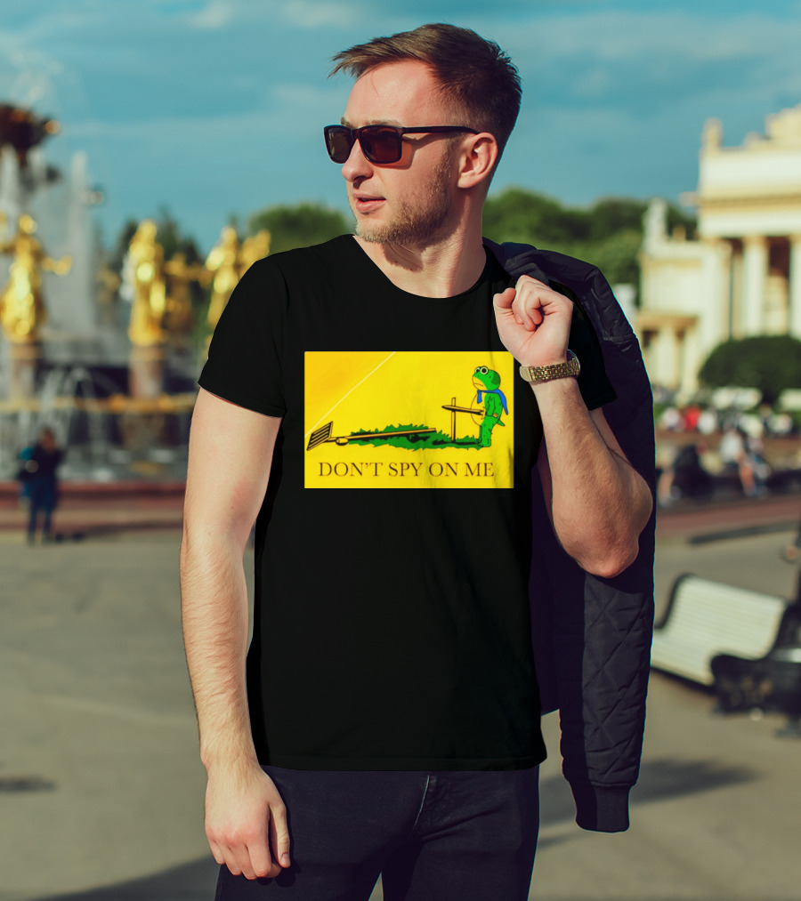 Portland Frog Don't Spy On Me Anti Flock Camera T-Shirt