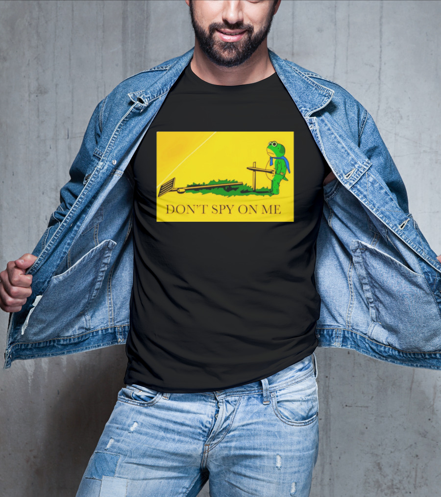 Portland Frog Don't Spy On Me Anti Flock Camera T-Shirt