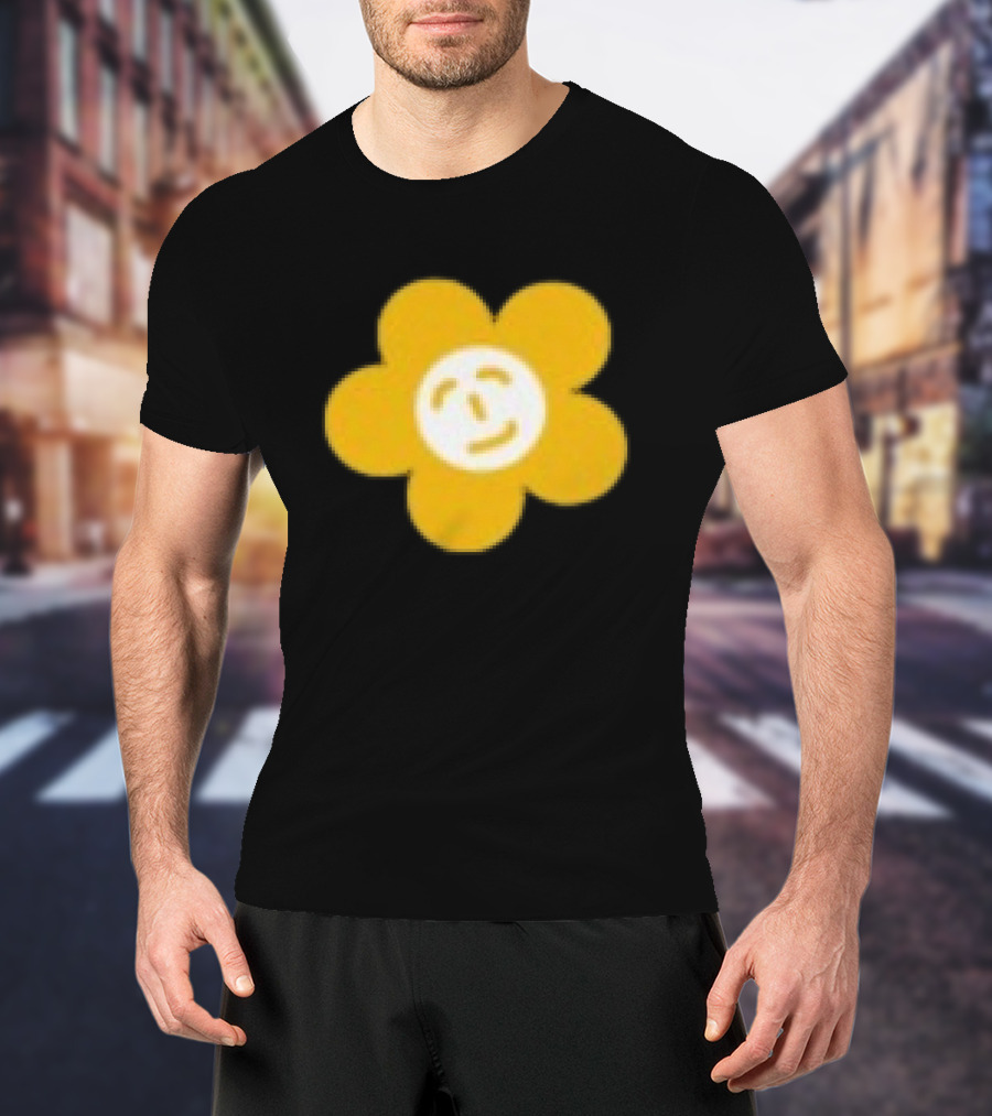 Paperboxmart Store Smiling Yellow Flower Face T-Shirt