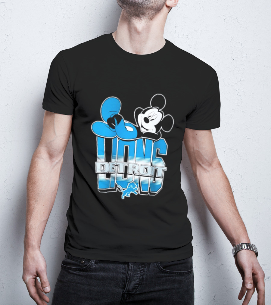 Mickey Mouse Relaxing Detroit Lions Disney Football T-Shirt