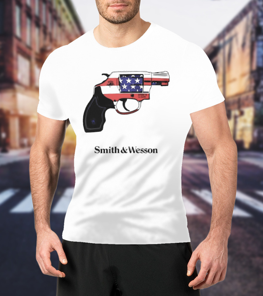 Smith And Wesson American Flag Revolver Firearm T-Shirt