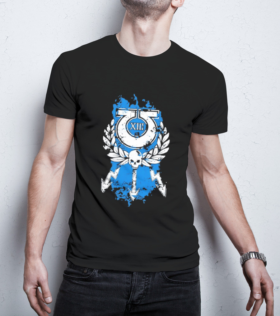 XIII Ultramarines Distressed Warhammer 40k Skull Lightning Laurel T-Shirt