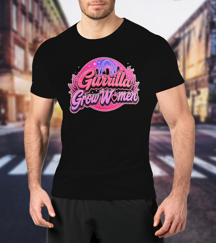 Gurrilla Grow Women St Louis Cannabis Cityscape Pink Sky Arch T-Shirt