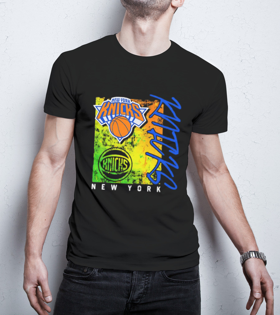 New York Knicks Distressed Basketball Retro Style NBA Fan Favorite T-Shirt