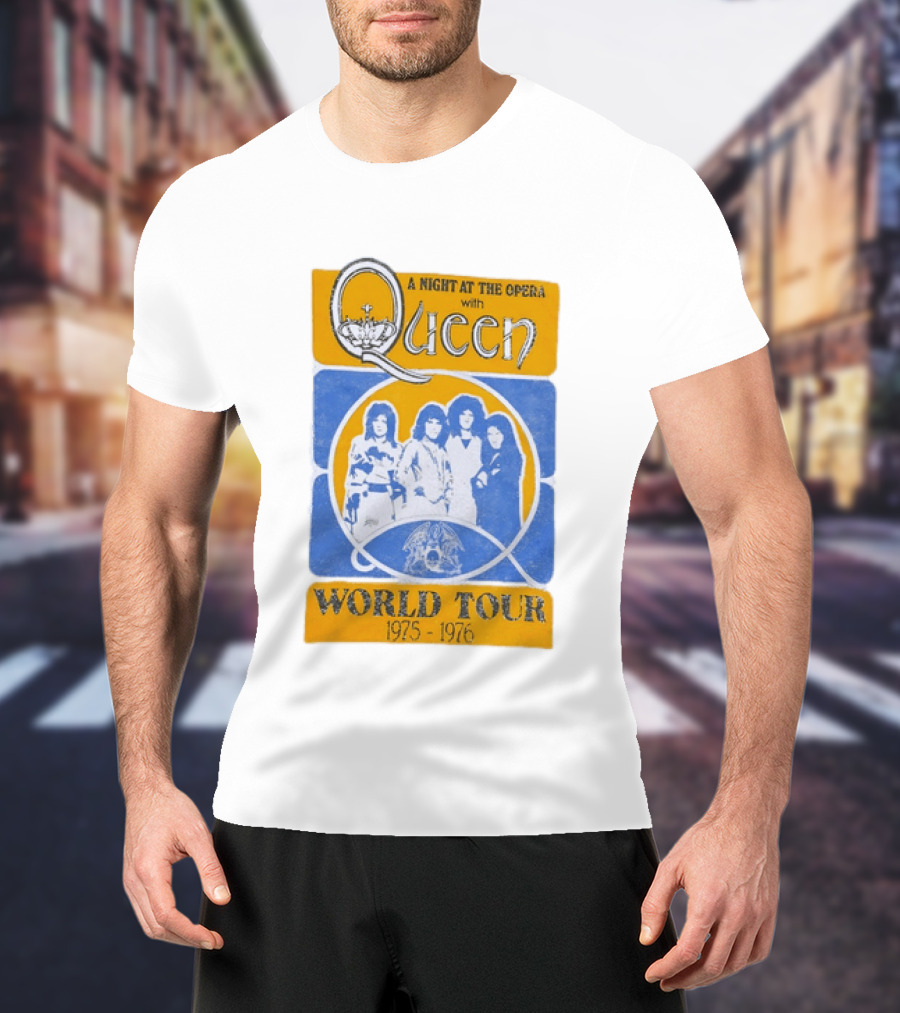 Queen A Night At The Opera World Tour 1975 1976 Vintage Band Photo T-Shirt