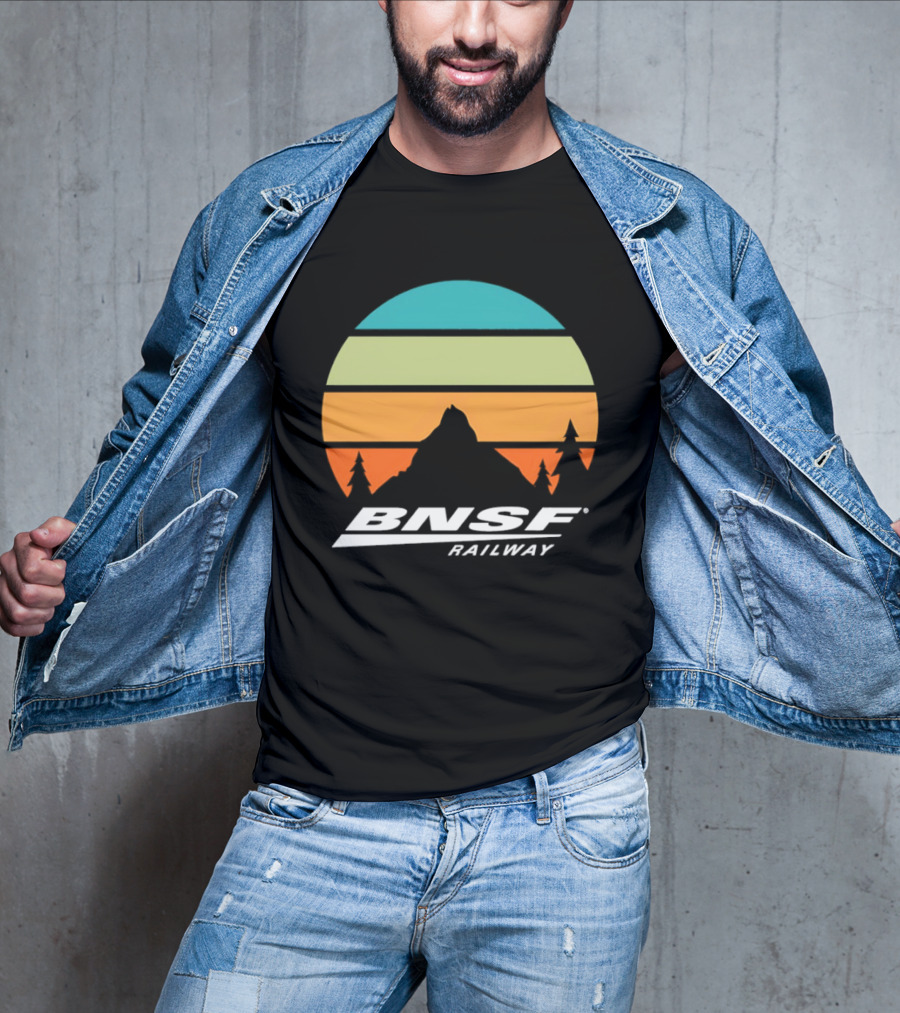 BNSF Railway Mountain Landscape Retro Sunset T-Shirt