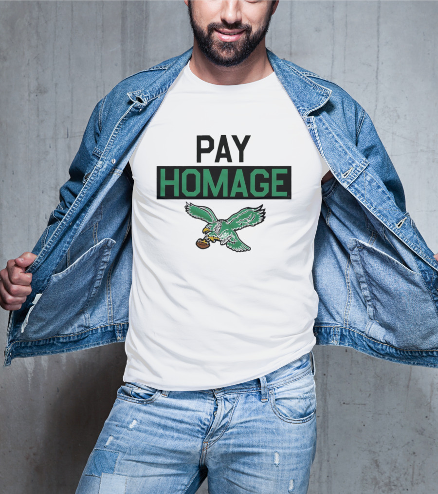 Pay Homage Philadelphia Eagles Football Vintage Eagle Carrying Football T-Shirt