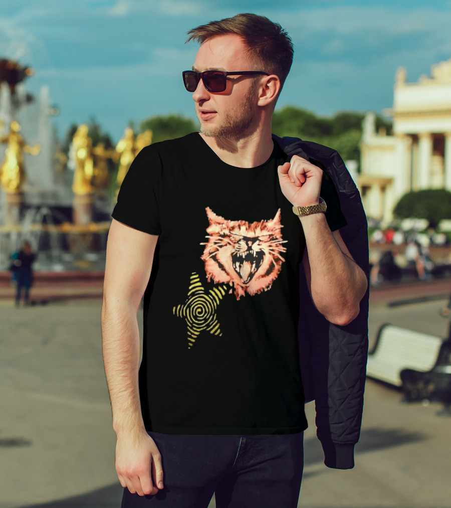 Snarling Cat Spiral Star Alternative Subculture Aesthetic T-Shirt