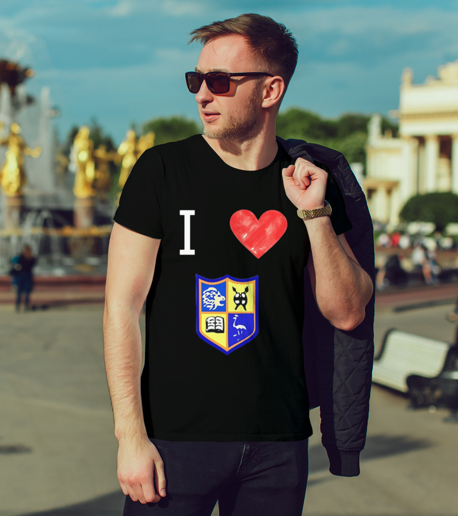 I Love University Of Zimbabwe UZ Harare Lion Emblem Crest T-Shirt
