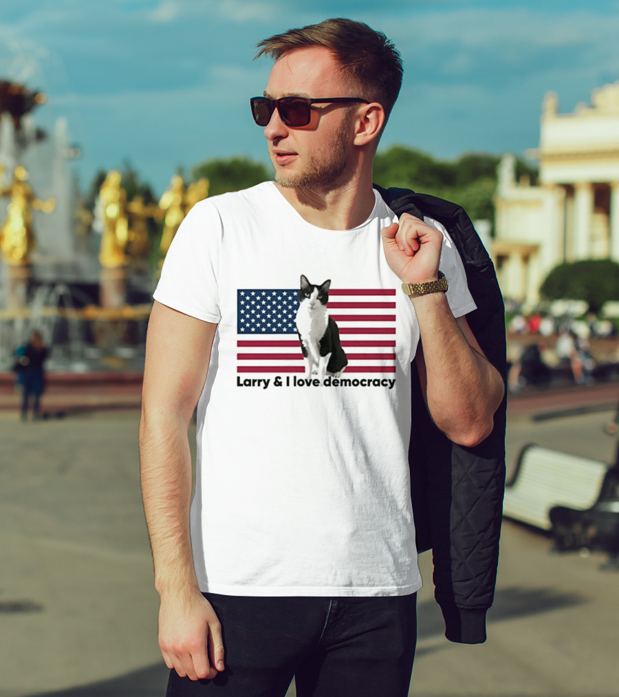 Larry I Love Democracy Cat American Flag T-Shirt