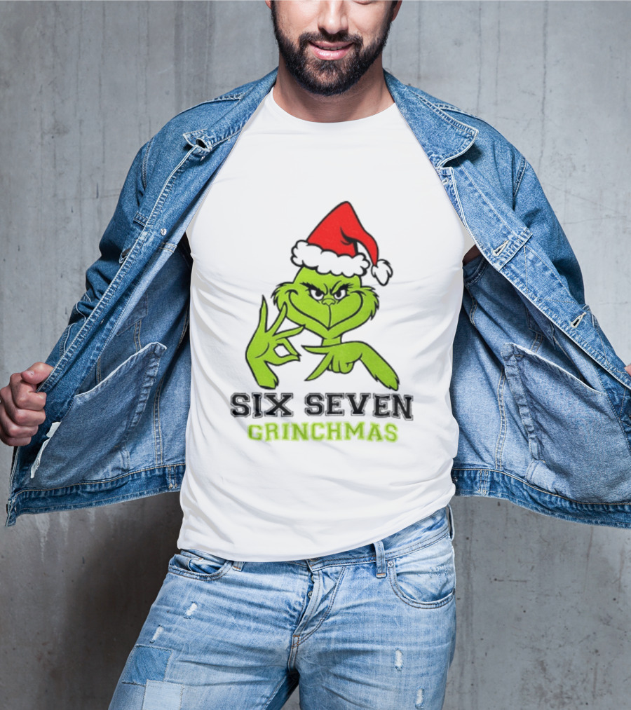 Grinch Santa Hat Six Seven Grinchmas Christmas 2025 Festive T-Shirt