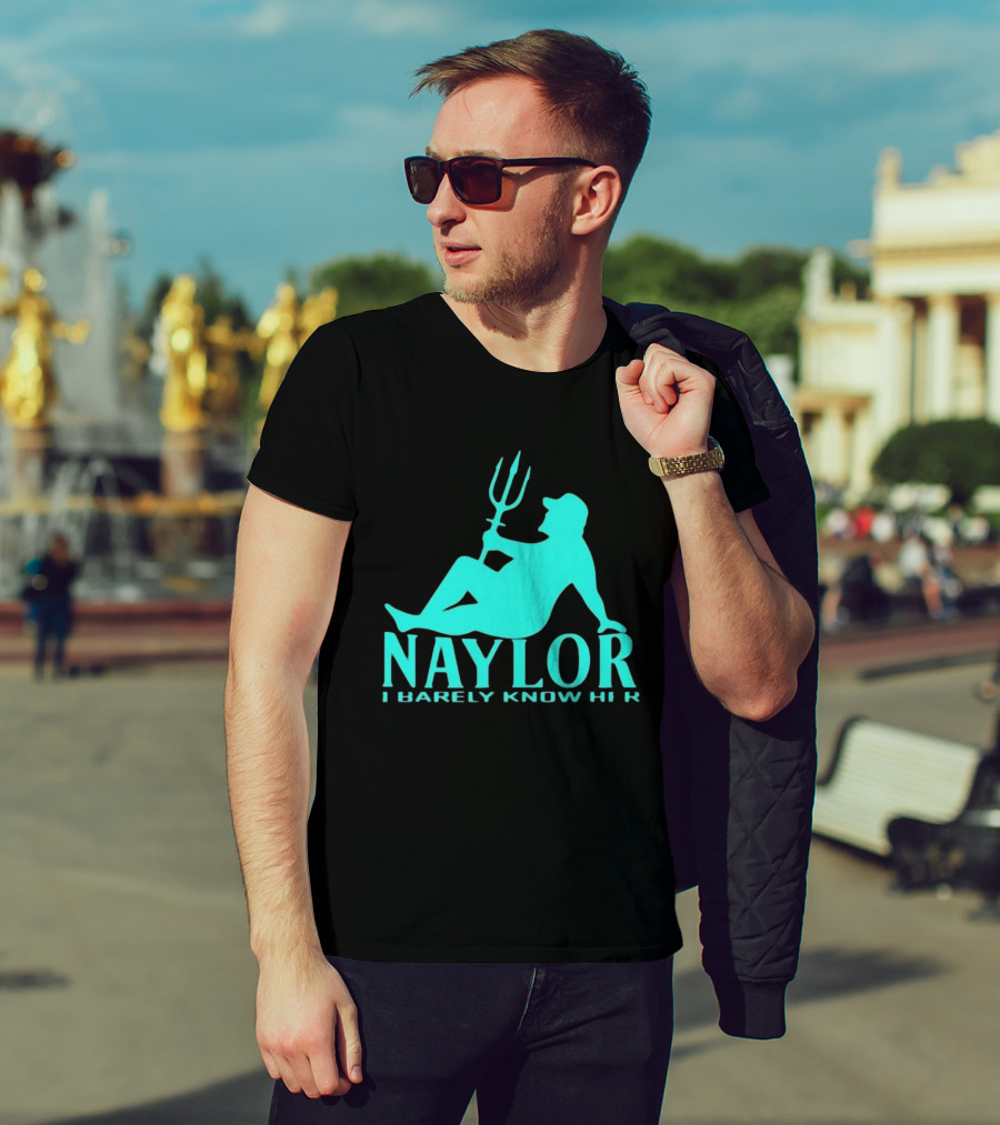 Naylor I Barely Know Her Mariners Trident Pose T-Shirt