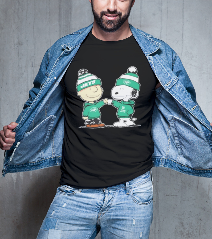 Original Peanuts Charlie Brown Snoopy New York Jets Fist Bump Go Jets Football T-Shirt