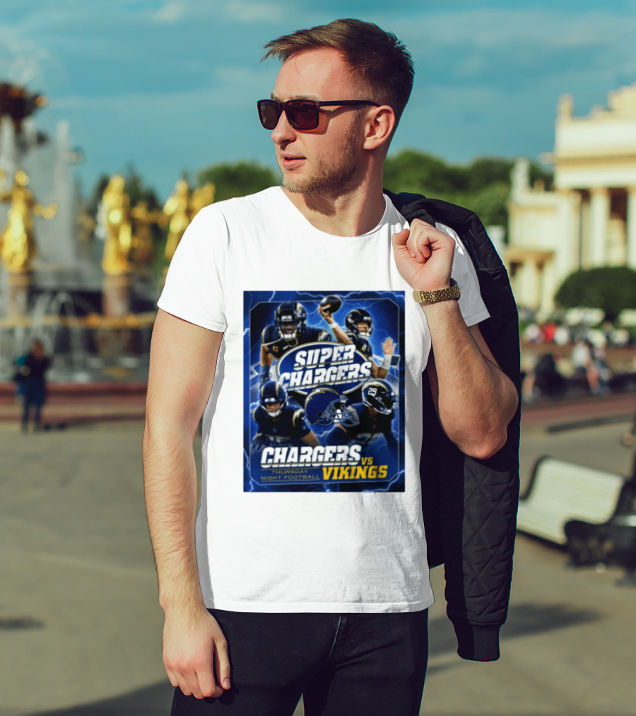 Super Chargers Vs Vikings Thursday Night Football 2025 T-Shirt
