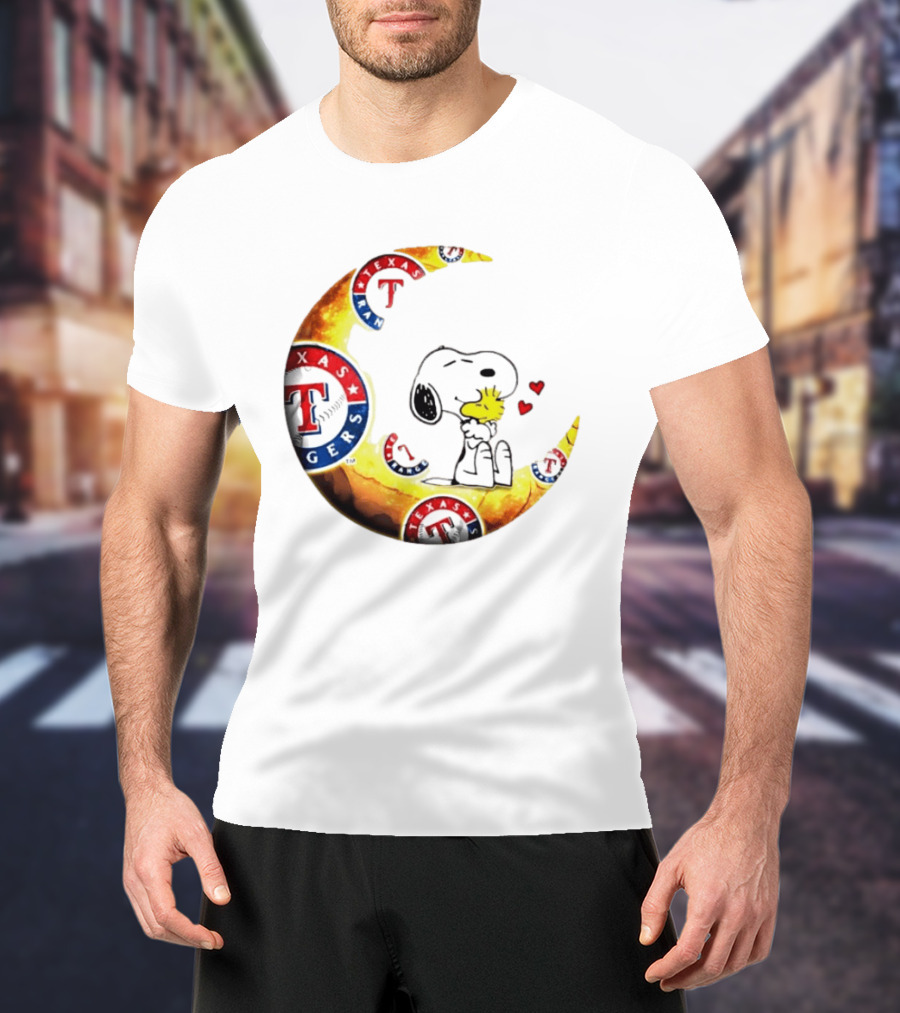 Snoopy Woodstock Texas Rangers Moon Baseball Fan Celebration T-Shirt