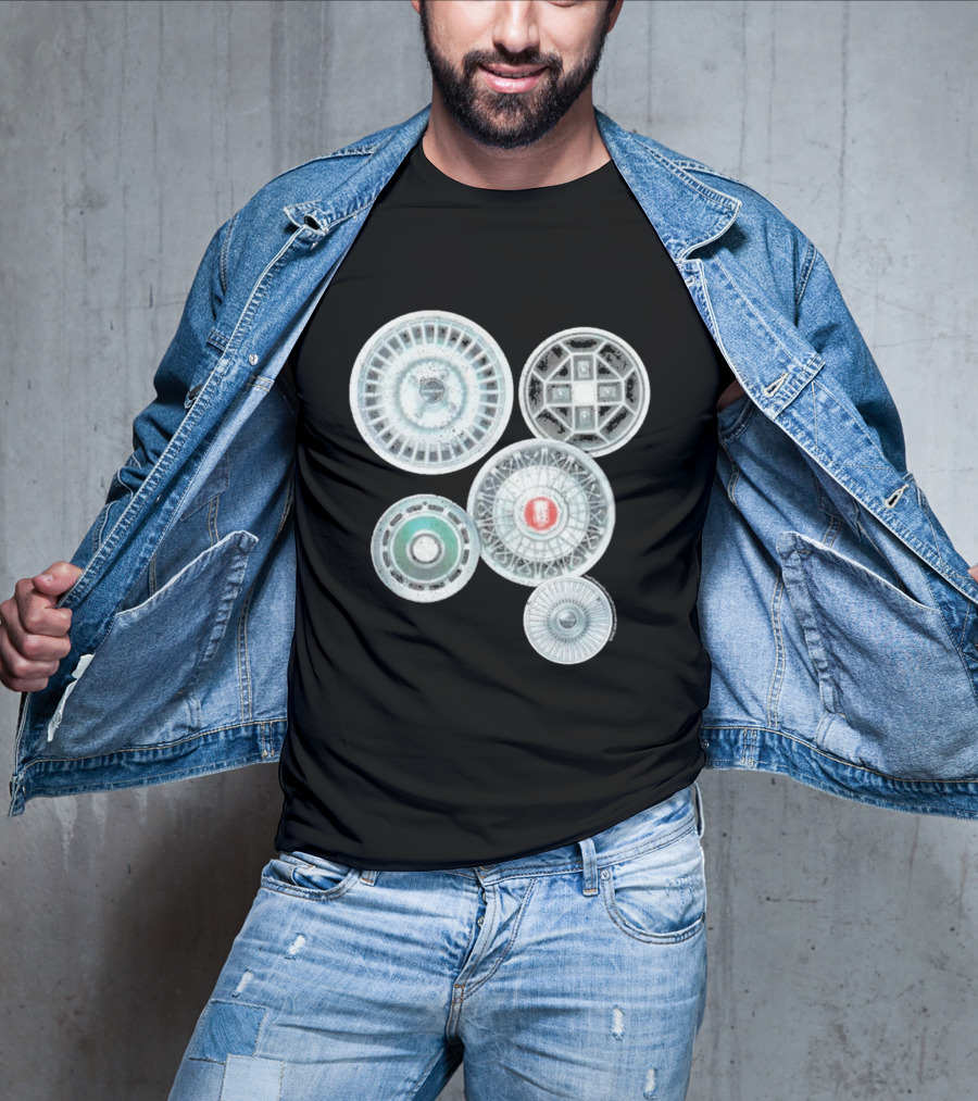 Vintage Ford Hubcaps Collection Classic Car Enthusiast Retro Wheels T-Shirt